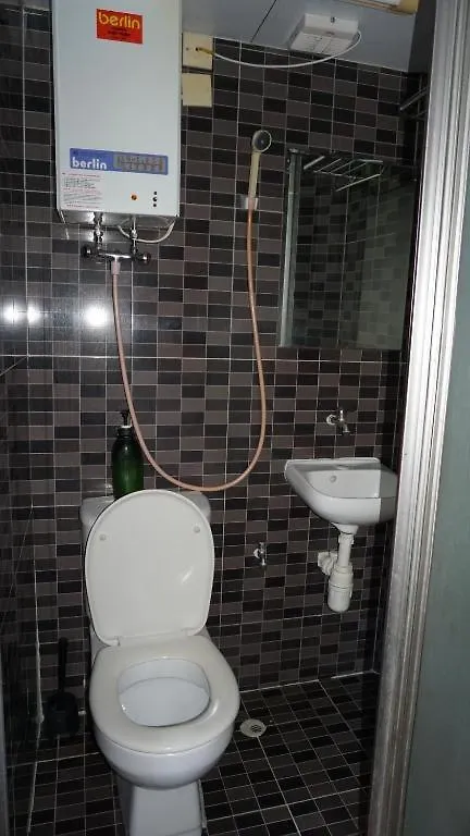 New Mandarin Guesthouse Hong Kong